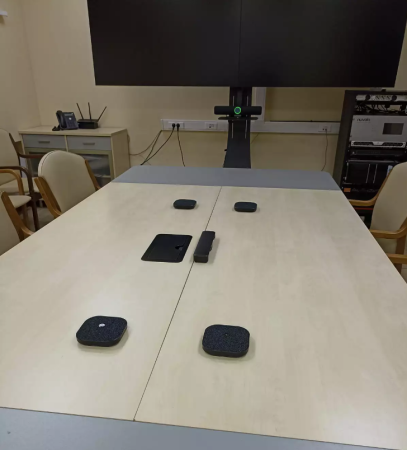 VoiceXpert VXV-312-KIT, видеобар в комплекте с 4-мя беспроводными микрофонами